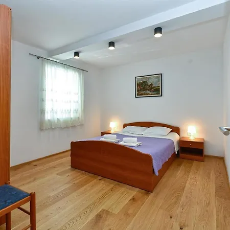 Fuer 6 Personen Ca 60 Qm In Medulin, Istrien Suedkueste Von Istrien Apartment *